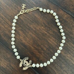 Chanel pearl necklace